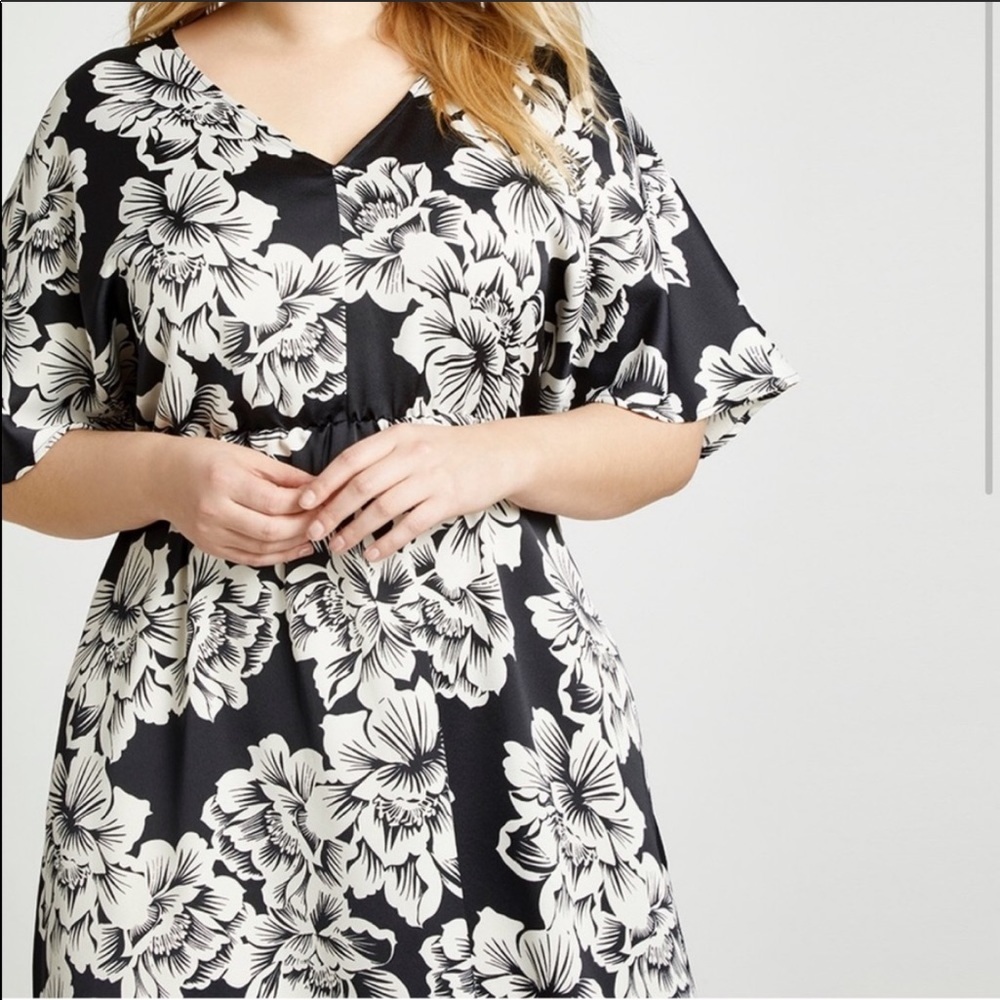 Eloquii Black and White Floral Midi Dress Bold Print - Picture 2 of 11